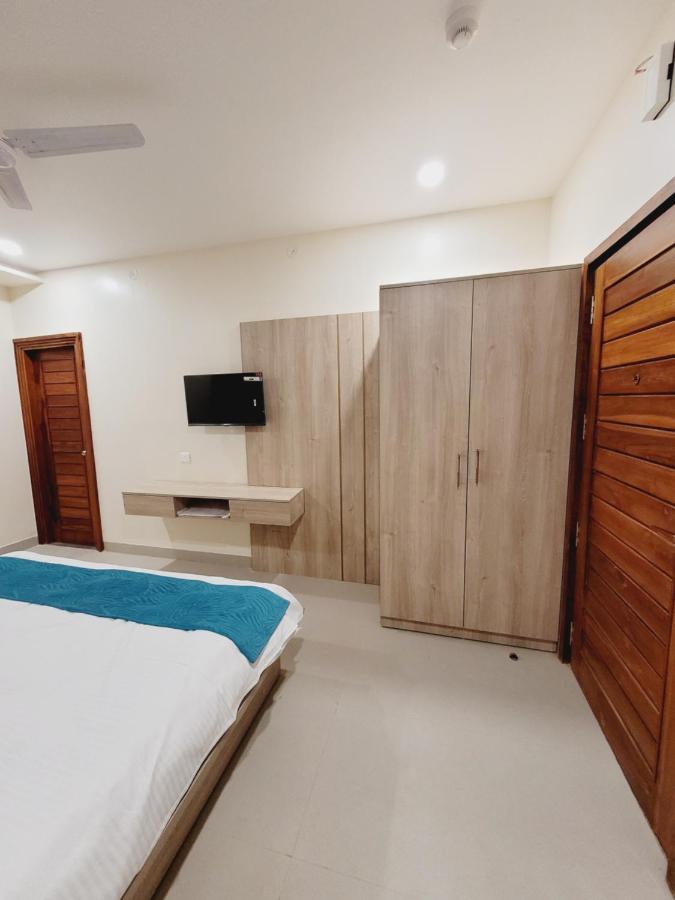 Hotel Ananda Kashi Varanasi Esterno foto